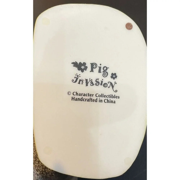 Pig Invasion Pigmint Collectible Figurine Farm Anthropomorphic Minty Decor - Picture 5 of 7